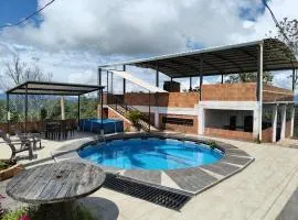 Casa campestre cerca a La Cumbre Valle