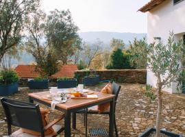 Just Like Home - Casa Chão de Sonhos, hotel a Venade