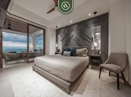 Luxury 2 BR Condo with Beachview - Rooftop Pool