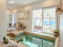 ClickSardegna Villa Tramonto with direct access to the beach