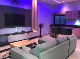 Majestia Espace, Apartment F2 & Outdoor Pool, hotel ad Abomey-Calavi