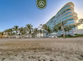 Oceanfront 2BR Condo - Pool - Cevicheria - Beach