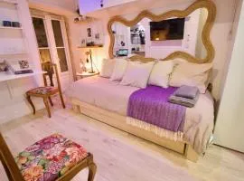 Amalia Sweet Downtown Studio