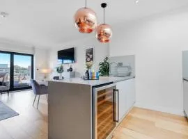 Stylish Huge Flat with Ensuite - Kew & Richmond