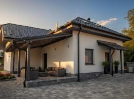 Ubytovanie Kolta, готель у місті Kolta