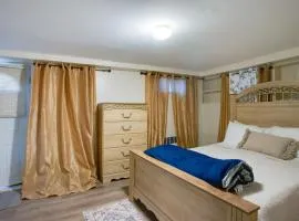 1 Mi to UBS Arena! Pet-Friendly Elmont Apartment