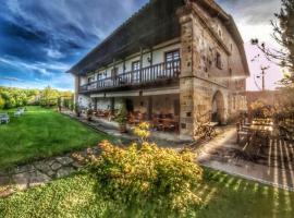 Hotel Palación de Toñanes, хотел в Toñanes