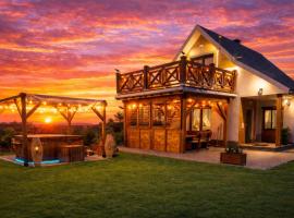 Domek NIVA z Jacuzzi i Widokiem na Zalew, hotel din Nawóz