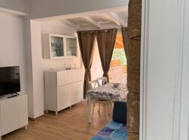 Blue Maisonette, Hotel in Badesi