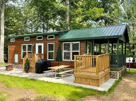 Glacier Chalet Cottage, hotel Howellben