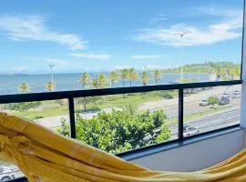 Apê com vista para o mar e clima animado