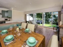 2 Bed in Llanbedrog oc-5glyny