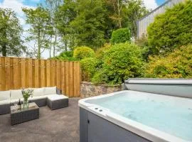 3 Bed in Aberaeron oc-bow315