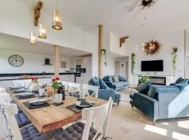 5 Bed in Briston oc-2305