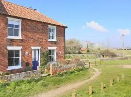 3 Bed in Walberswick oc-aaferr