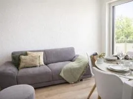 Modern apartment near center & train station