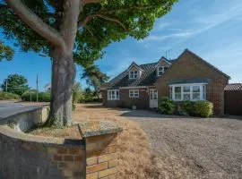 4 Bed in Southwold oc-spn