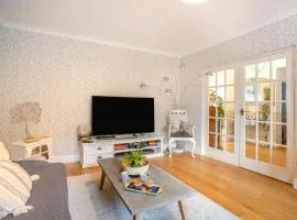 4 Bed in Bishopston oc-t34163