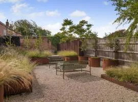3 Bed in Winfrith Newburgh oc-w33007