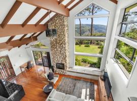 Edges by St Bernards Hotel, hotel in Mount Tamborine