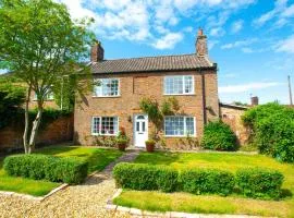 4 Bed in Wiggenhall St. Germans oc-2011