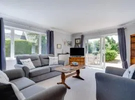 3 Bed in Aldeburgh oc-10nw