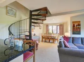 3 Bed in Salthouse oc-1753