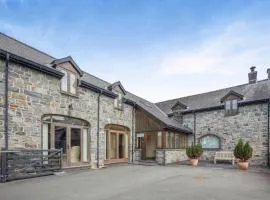 4 Bed in Talybont oc-y32384