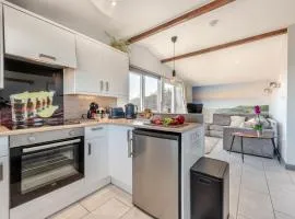 2 Bed in Llangain oc-g30185