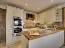 3 Bed in Cark In Cartmel oc-gl090