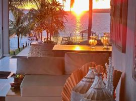 Rancho Paradisíaco Lago das Brisas Buriti Alegre, hôtel à Corumbazul