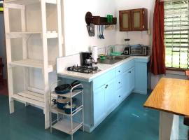 Ojochal, Costa Rica artist owned property, Hotel in Ciudad Cortés