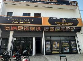 Royal living hotal, hotel sa Bathinda