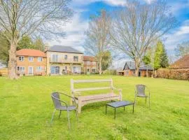 5 Bed in Battle oc-c31779