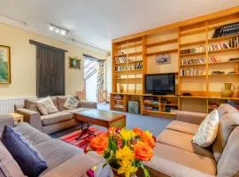 4 Bed in Little Haven oc-t30874