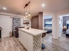 Modern 2 Bed Unit Near the Falls