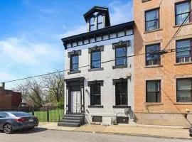 Entire House North Shore Nest Private Bath