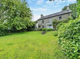 5 Bed in Dre-Fach Felindre oc-c29875
