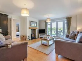 3 Bed in Staplecross oc-rh1162