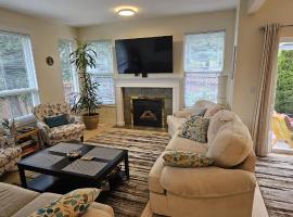 Premium stay in Metro Vancouver-World Cup ready, отель в городе Кокуитлам