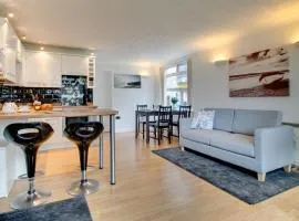 1 Bed in West Bay oc-wy537