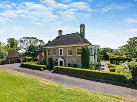 6 Bed in Robertsbridge oc-d29525