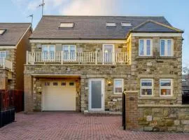 4 Bed in North Sunderland oc-gd1890