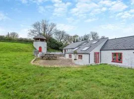 3 Bed in Freshwater East oc-w29240