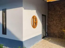 บ้านฮิกกะอาร์ทเกาะลิบง - HIK KA ART Koh Libong