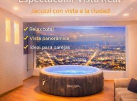 Vista Real Modern View Jacuzzi hidromasaje, hotel u gradu 'Quito'
