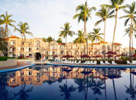Grand Decameron Complex Bucerias, A Trademark All-Inclusive Resort，布塞里亞斯的飯店