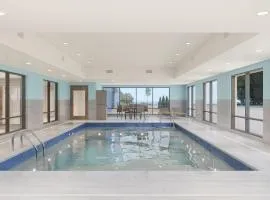 Holiday Inn Express & Suites Bridgeport by IHG