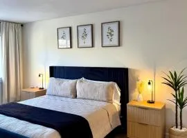 25-Min Monterey Retreat