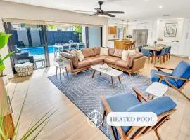 Open Concept Bungalow Walk to Beach Lush Neighborhood Pearl Key